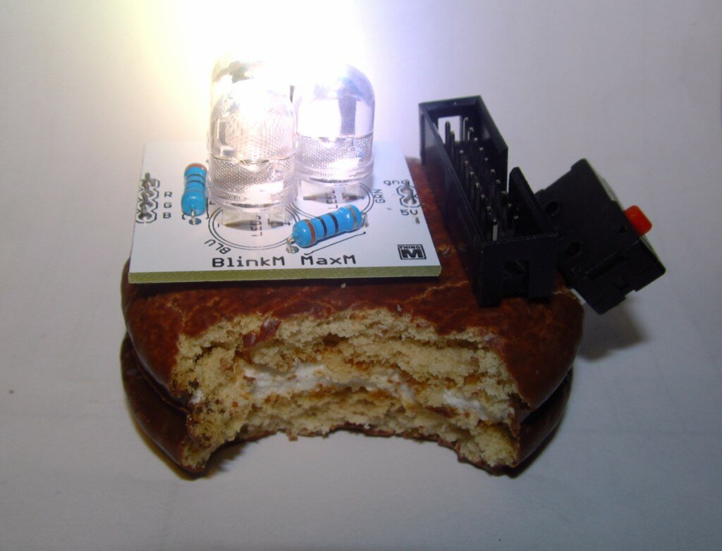 First cookie-gadget device